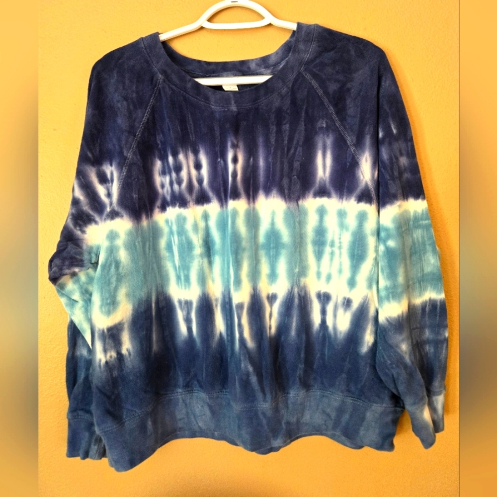 Old Navy Crew Sweatshirt